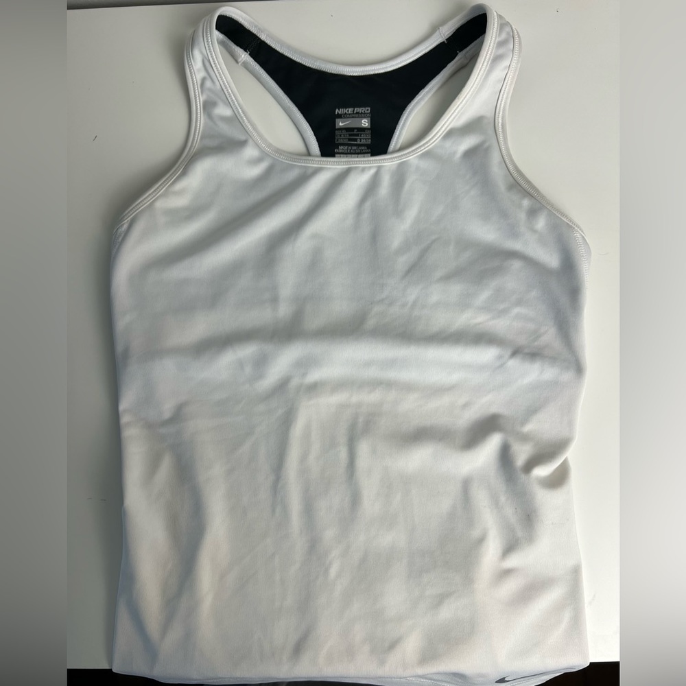 Womens white Nike tank